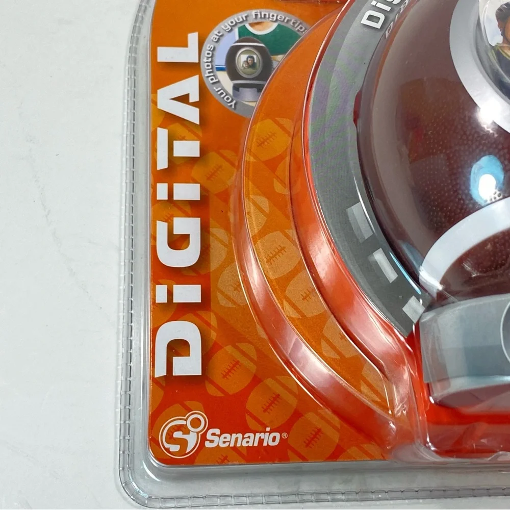 Vu-Me Photo Ball Football Digital Photo Frame 70 Photo Storage Nee Software USB